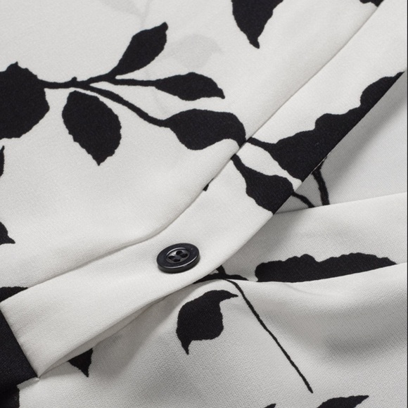 #31 1 Left! White & Black Floral V-Neck Top - Picture 4 of 11